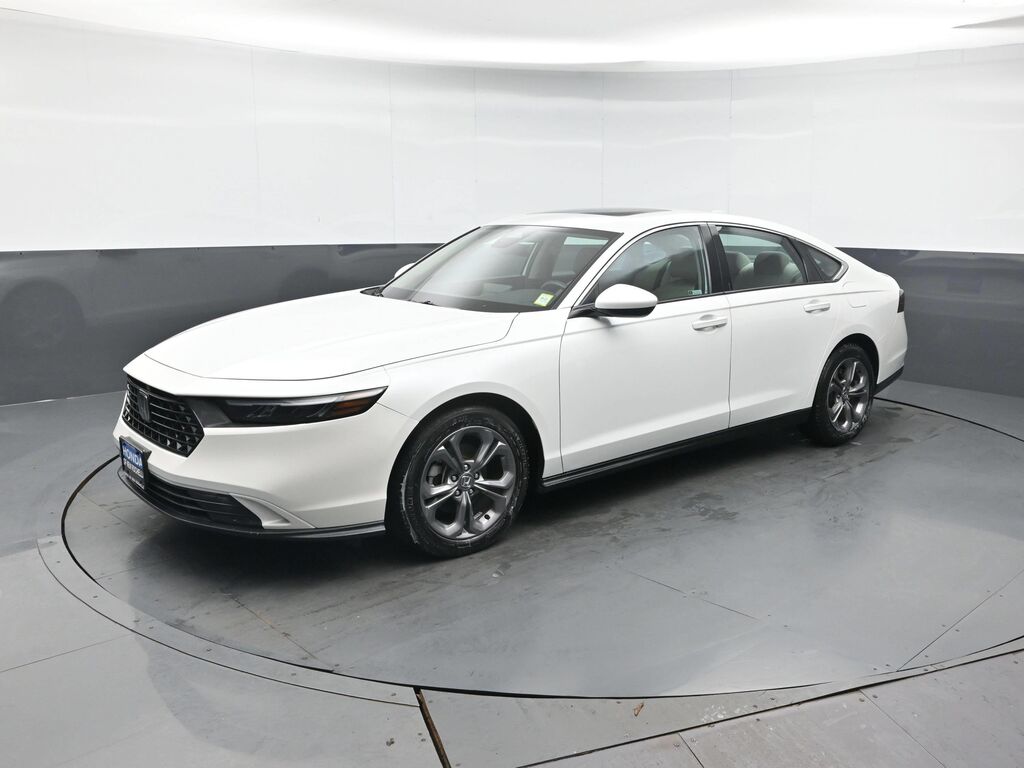 2023 Honda Accord EX — photo 1 of 7