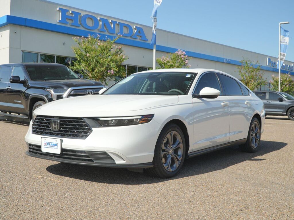 2024 Honda Accord Sedan EX — photo 1 of 13