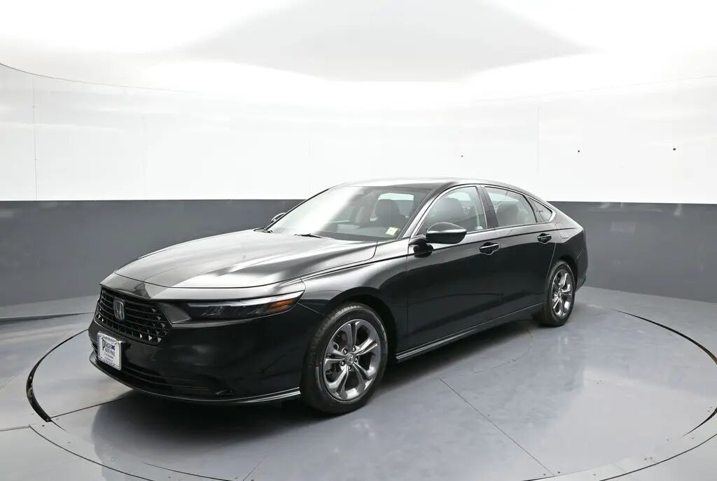 2023 Honda Accord EX — photo 1 of 13