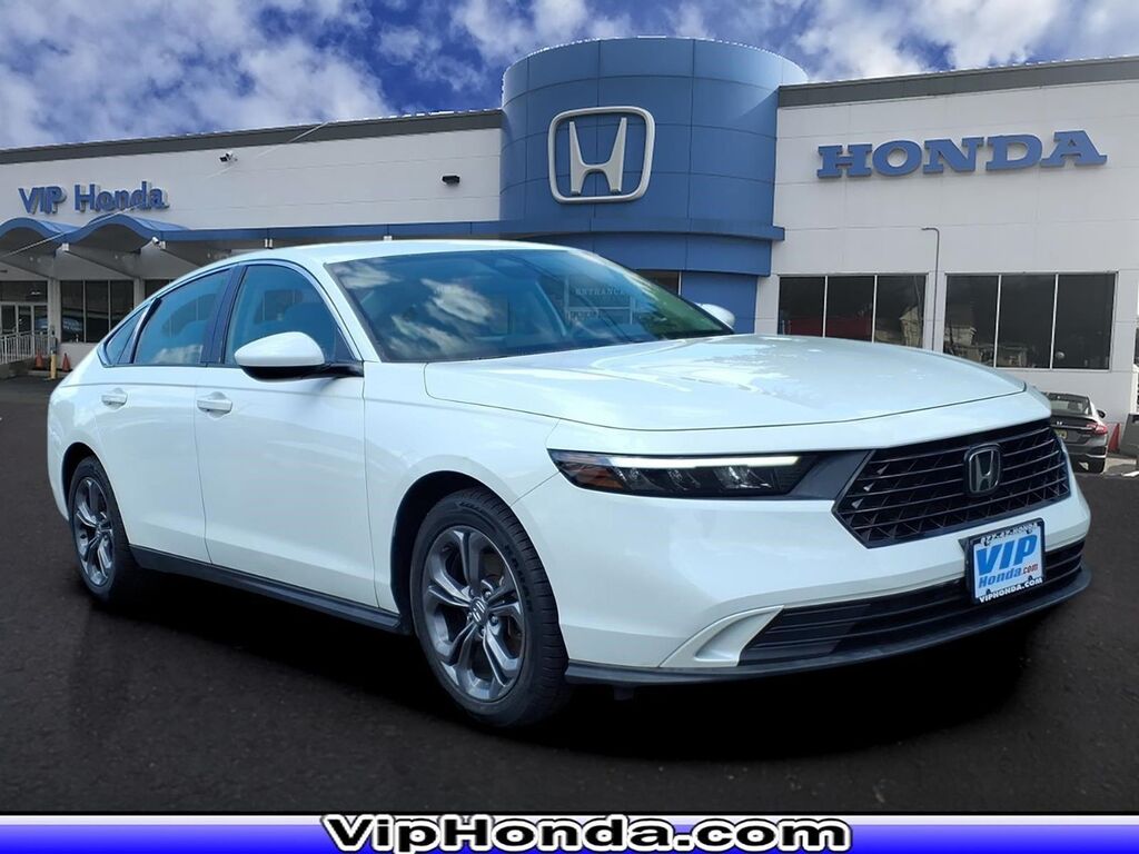 2023 Honda Accord EX — photo 1 of 13