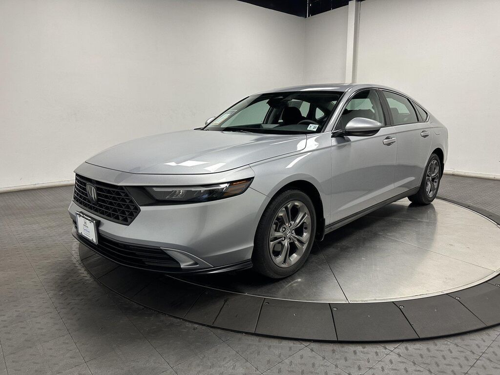 2023 Honda Accord EX — photo 1 of 13