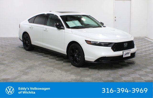 2025 Honda Accord Sedan SE — photo 1 of 13