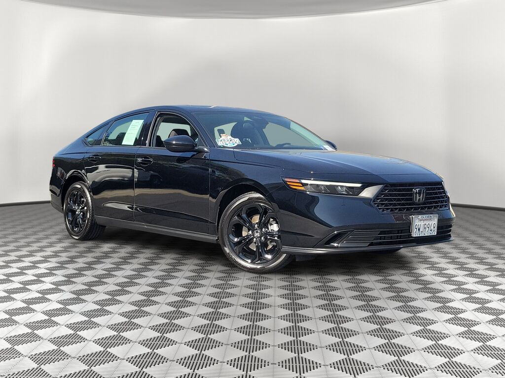 2025 Honda Accord Sedan 1.5T SE — photo 1 of 7