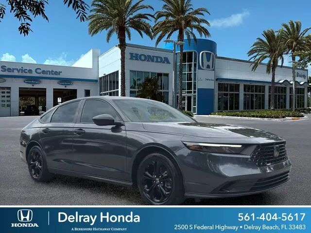 2025 Honda Accord SE — photo 1 of 12