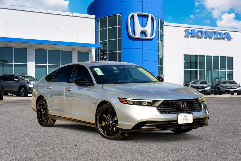 2025 Honda Accord SE — photo 1 of 13