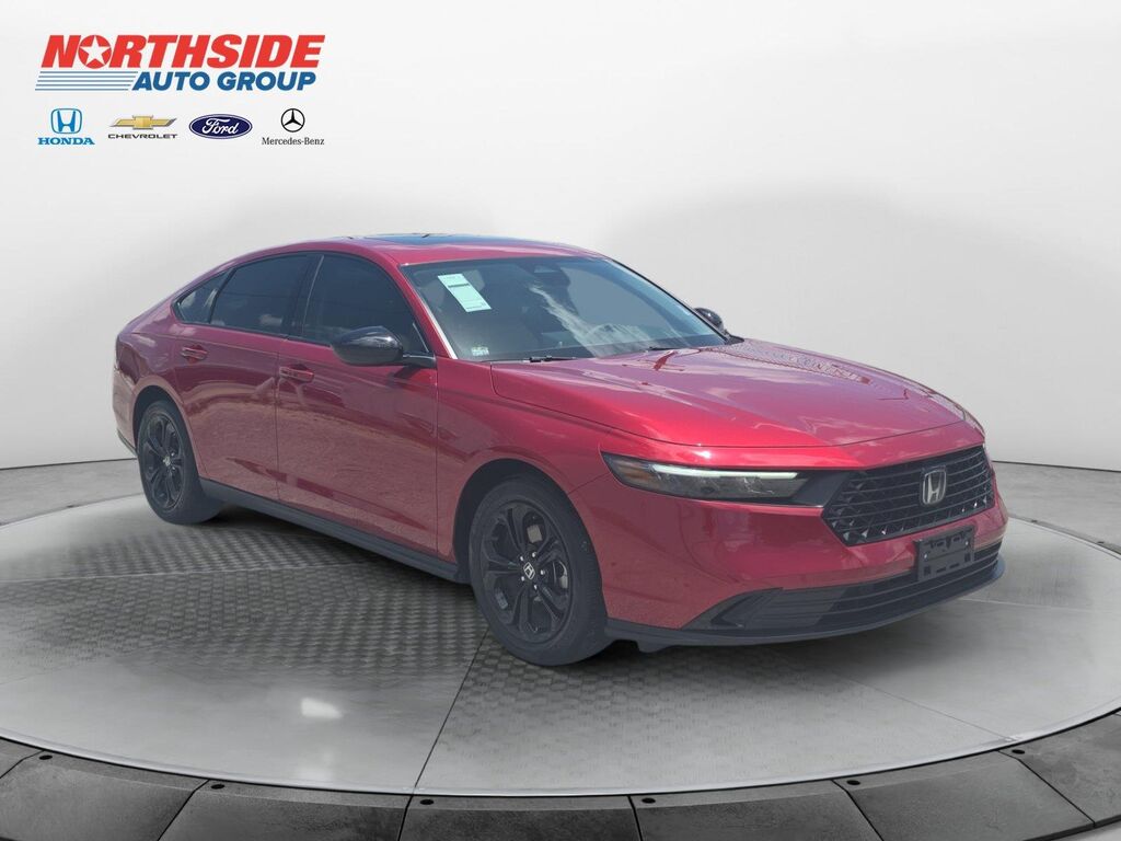 2025 Honda Accord SE — photo 1 of 13