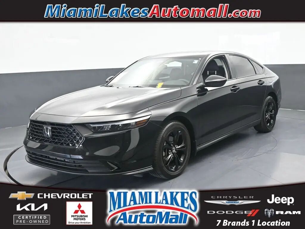 2025 Honda Accord SE — photo 1 of 13