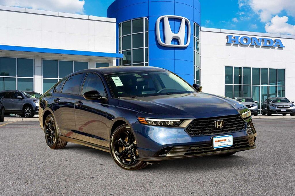 2025 Honda Accord SE — photo 1 of 13