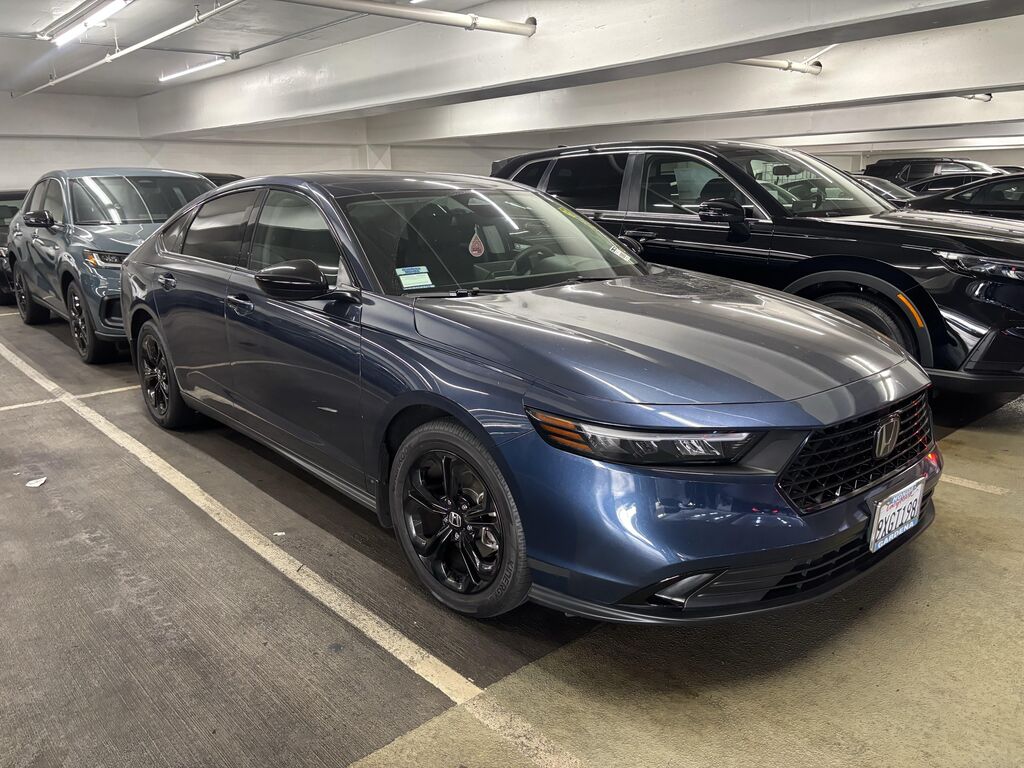 2025 Honda Accord SE — photo 1 of 7
