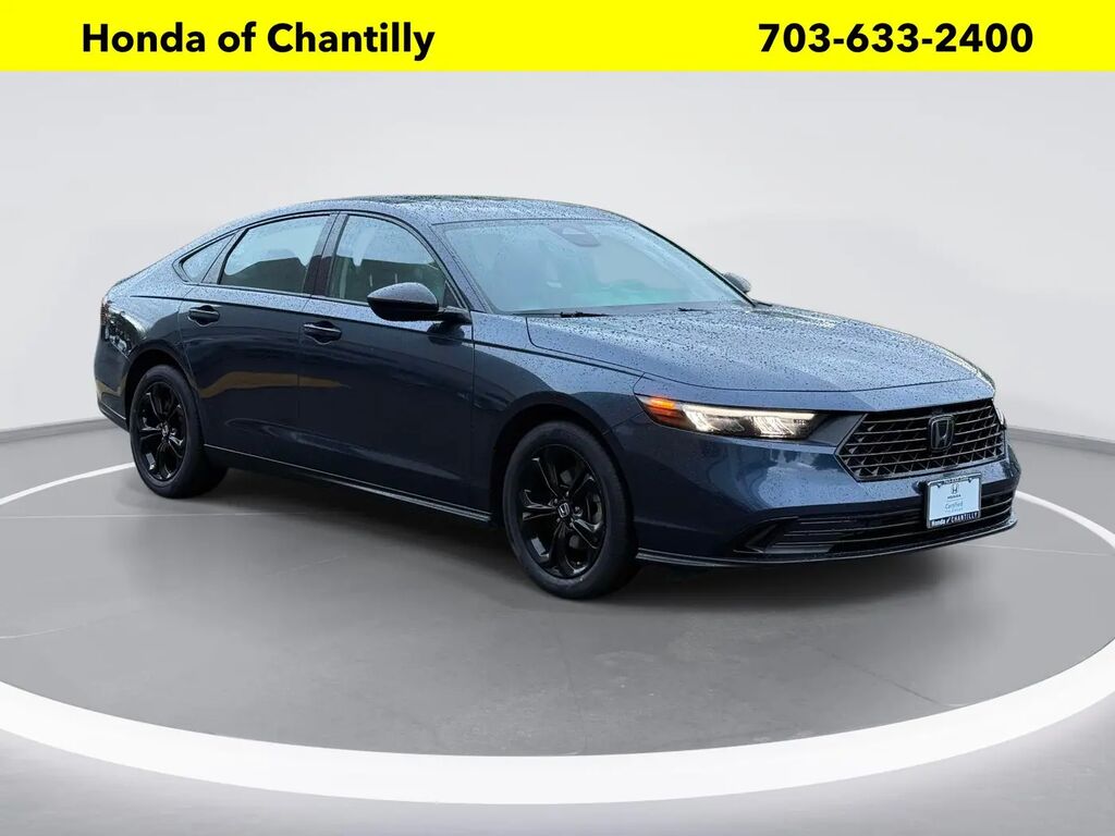 2025 Honda Accord SE — photo 1 of 13