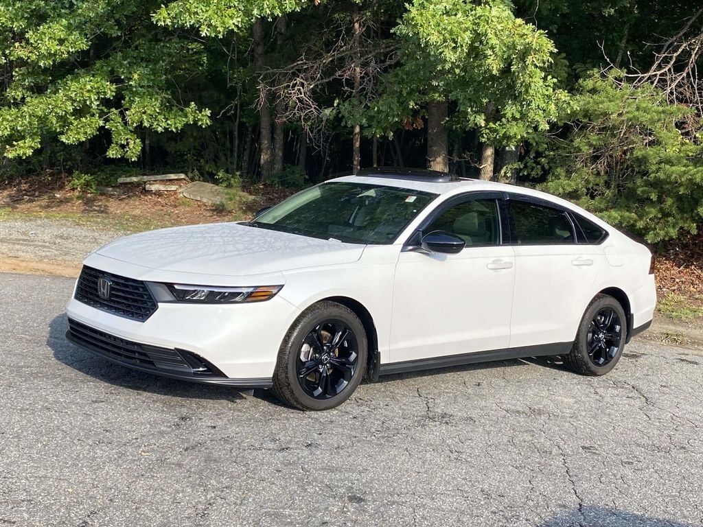 2025 Honda Accord Sedan 1.5T SE — photo 1 of 7