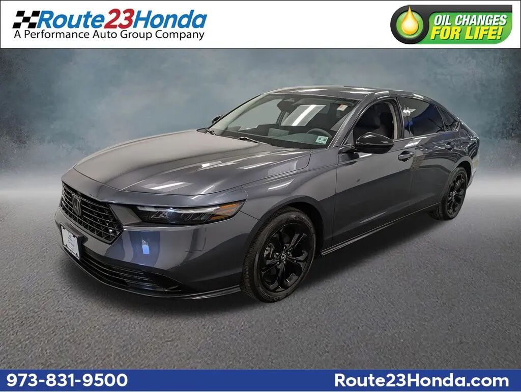 2025 Honda Accord SE — photo 1 of 13