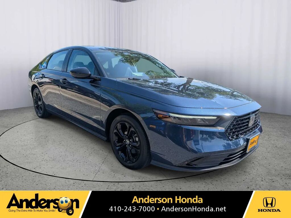 2025 Honda Accord SE — photo 1 of 13