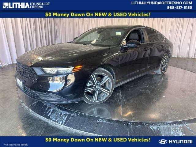 2023 Honda Accord Hybrid Sport — photo 1 of 13