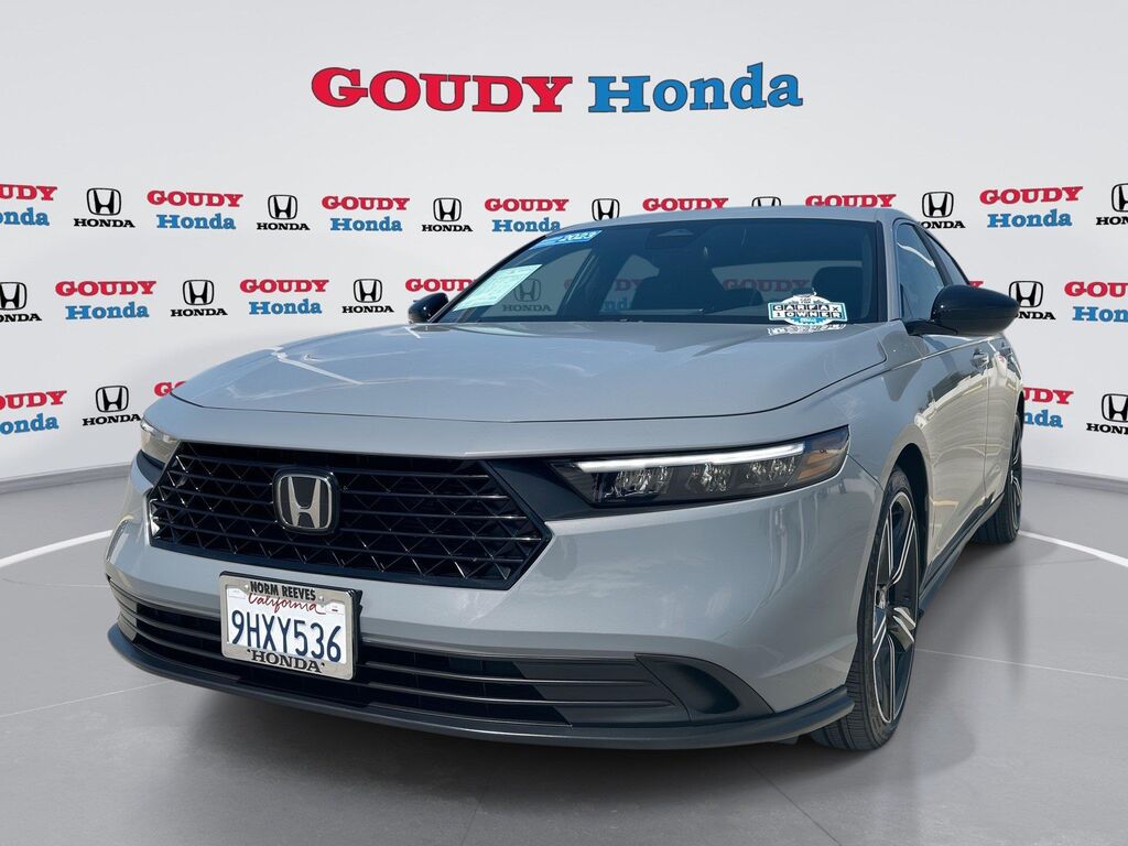 2023 Honda Accord Hybrid Sport — photo 1 of 13