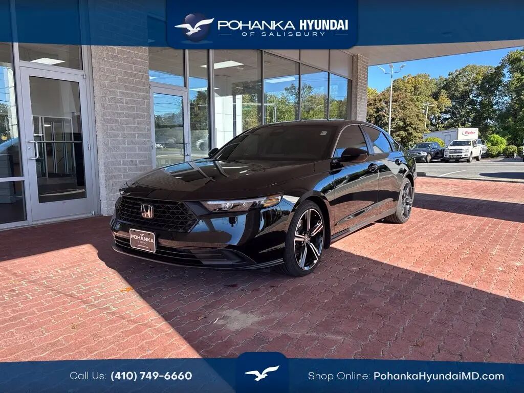 2025 Honda Accord Hybrid Sport — photo 1 of 13