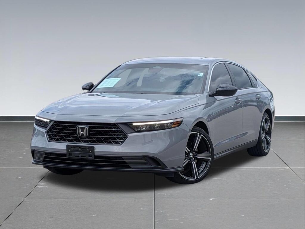 2023 Honda Accord Hybrid — photo 1 of 13