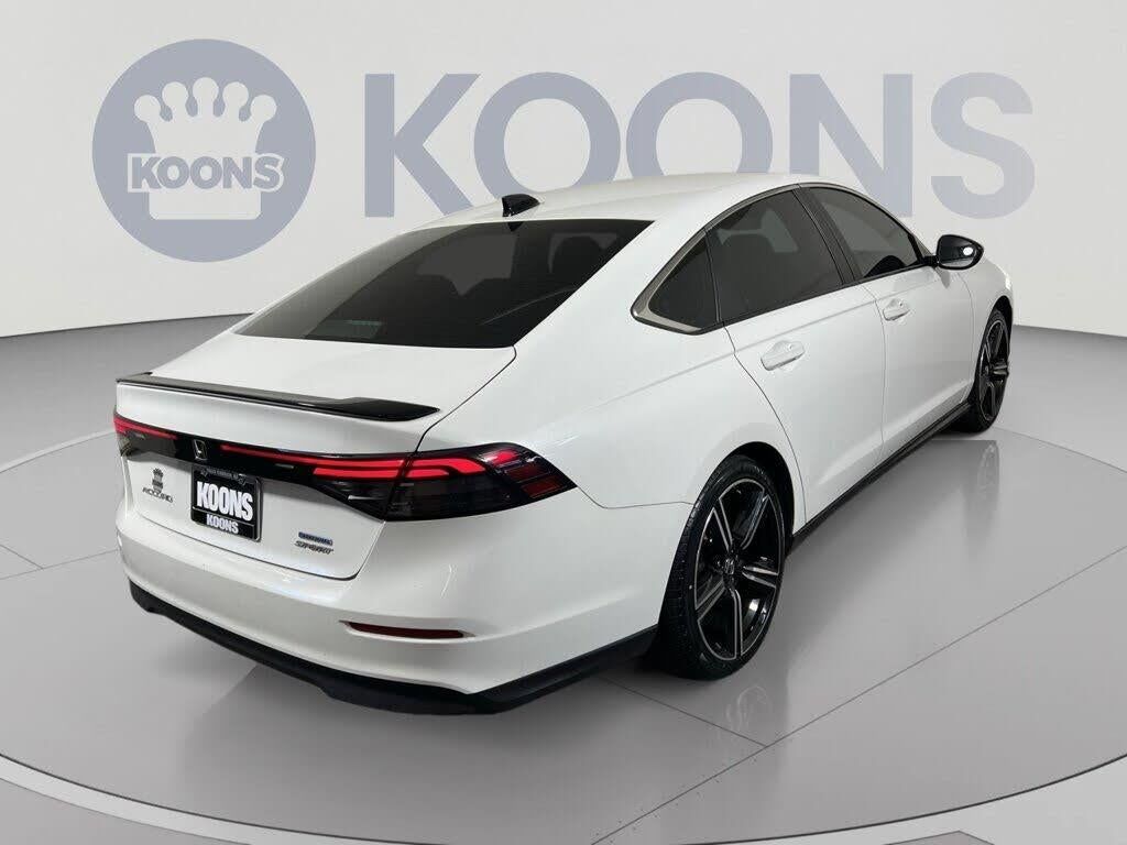 2024 Honda Accord Hybrid Sport — photo 1 of 1
