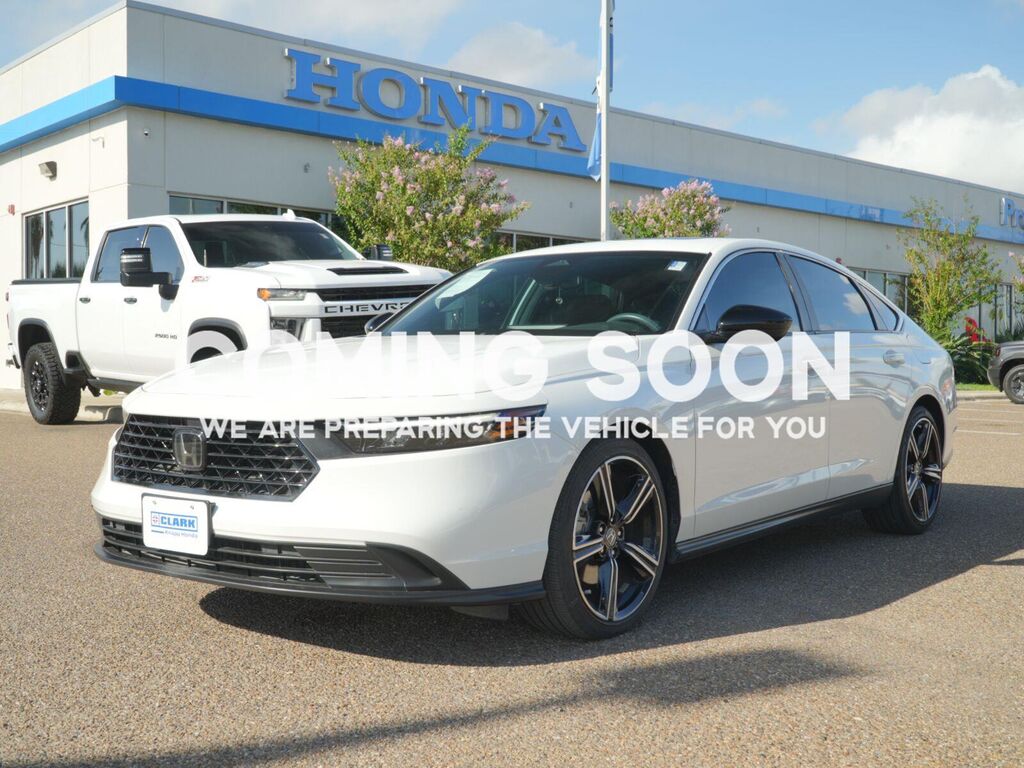 2024 Honda Accord Hybrid Sport — photo 1 of 13