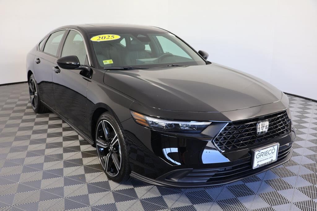 2025 Honda Accord Hybrid Sport — photo 1 of 13