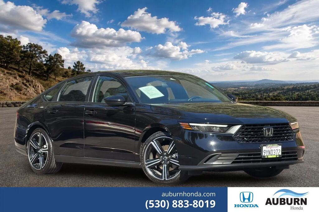 2026 Honda Accord Hybrid Sport — photo 1 of 13