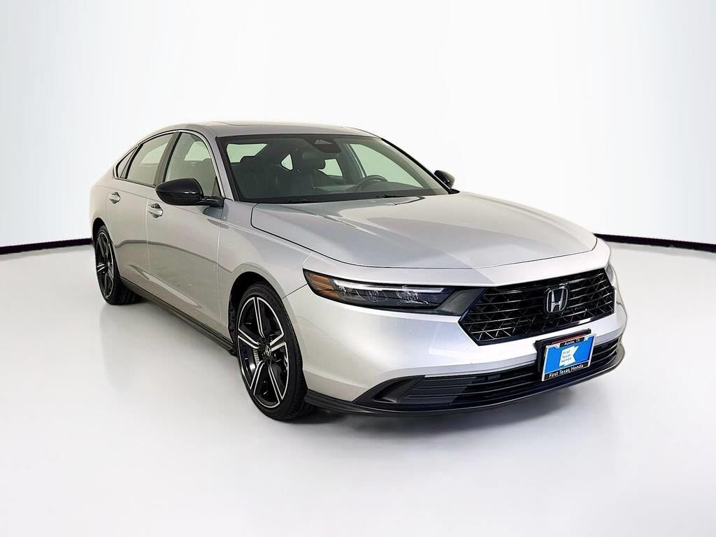 2023 Honda Accord Hybrid Sport — photo 1 of 7
