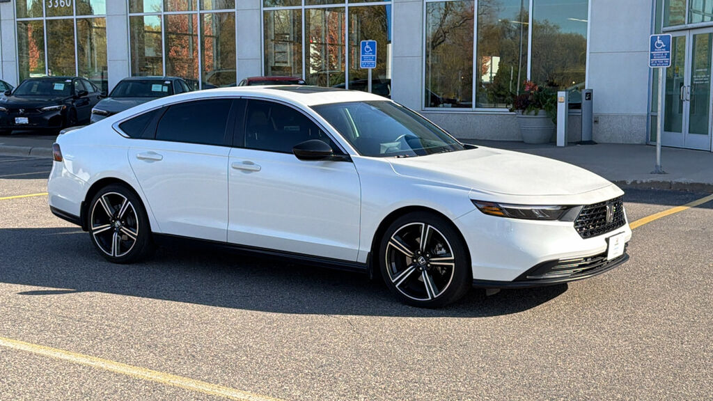 2025 Honda Accord Hybrid HYBRID SPORT — photo 1 of 7