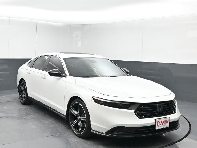 2023 Honda Accord Hybrid Sport — photo 1 of 13