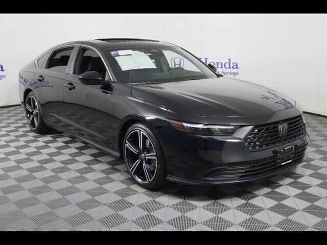 2023 Honda Accord Hybrid Sport — photo 1 of 13