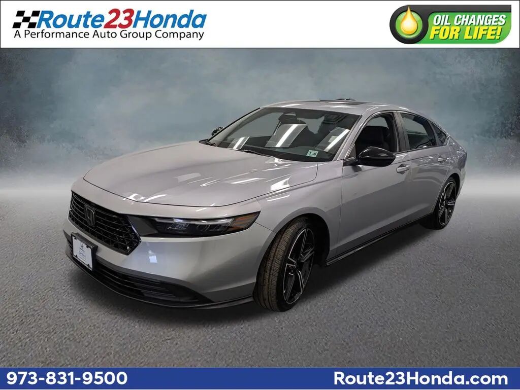 2023 Honda Accord Hybrid Sport — photo 1 of 13