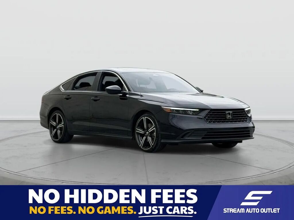 2024 Honda Accord Hybrid Sport — photo 1 of 8