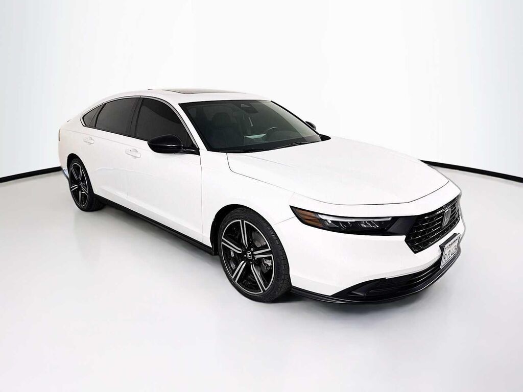 2024 Honda Accord Hybrid Sport — photo 1 of 13