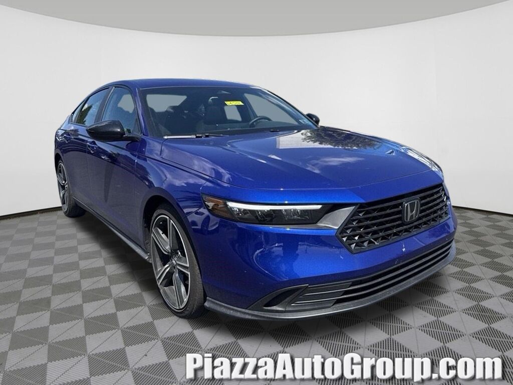 2026 Honda Accord Hybrid Sport — photo 1 of 8