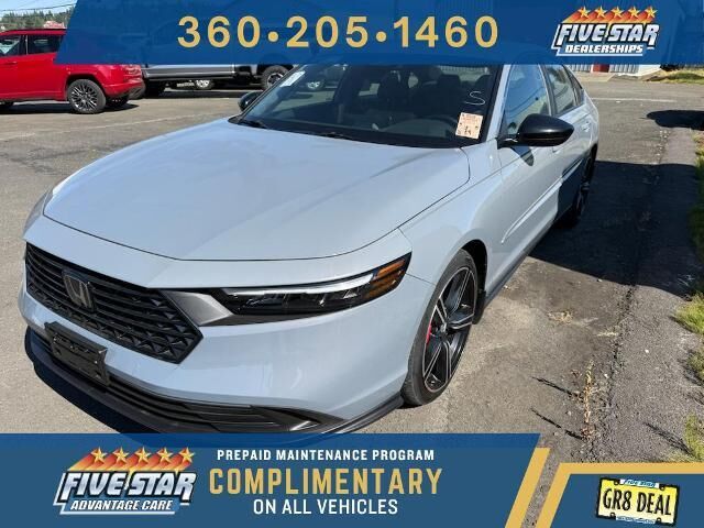 2023 Honda Accord Hybrid Sport — photo 1 of 16