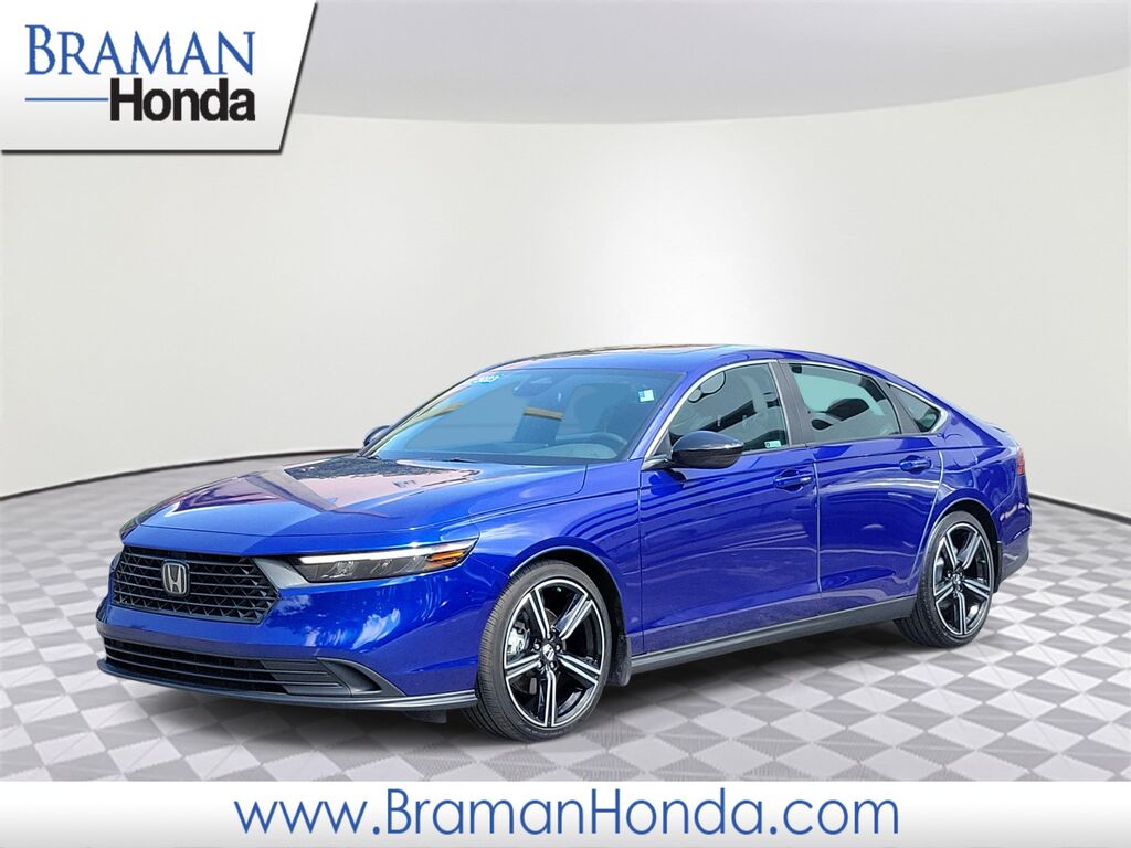 2023 Honda Accord Hybrid Sport — photo 1 of 14