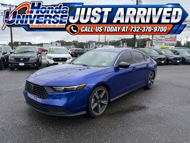 2024 Honda Accord Hybrid Sport — photo 1 of 13