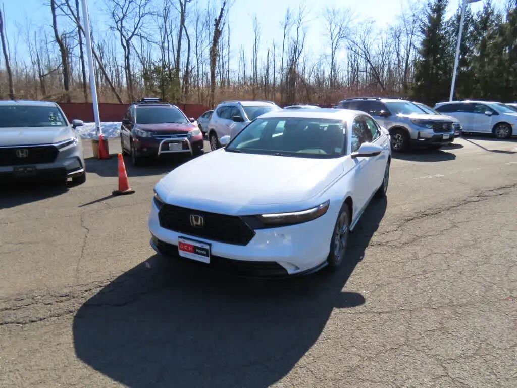 2026 Honda Accord Hybrid EX-L — photo 1 of 13