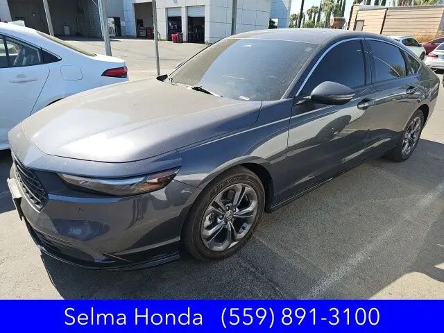 2025 Honda Accord Hybrid EX-L — photo 1 of 1