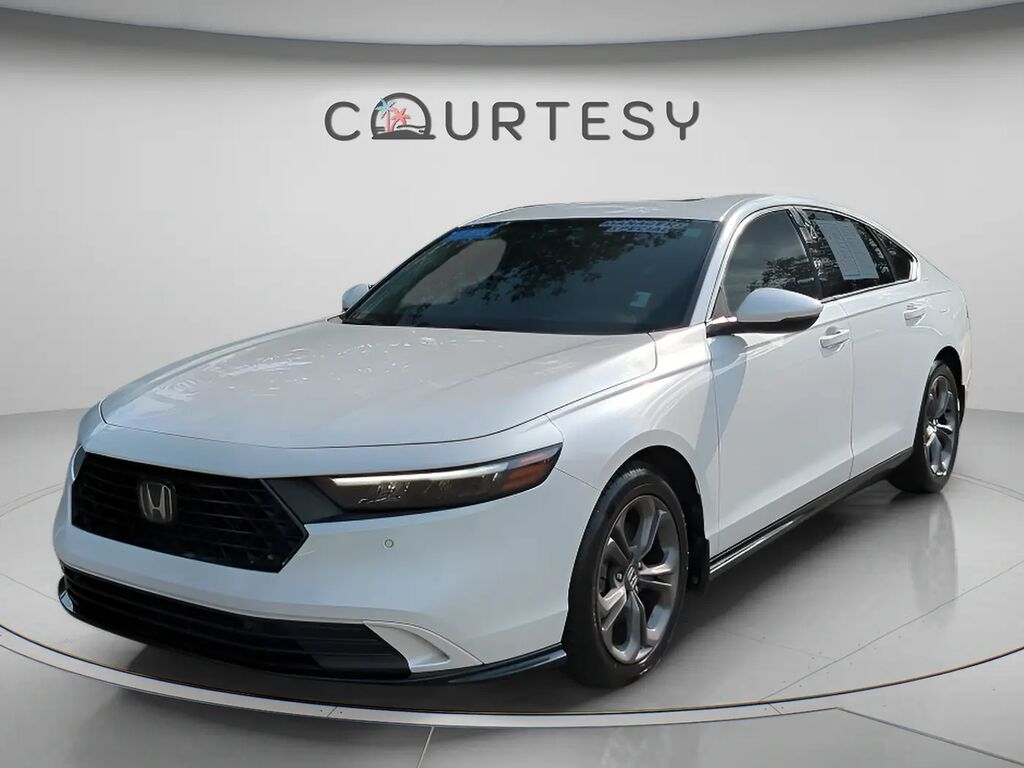 2023 Honda Accord Hybrid EX-L — photo 1 of 13