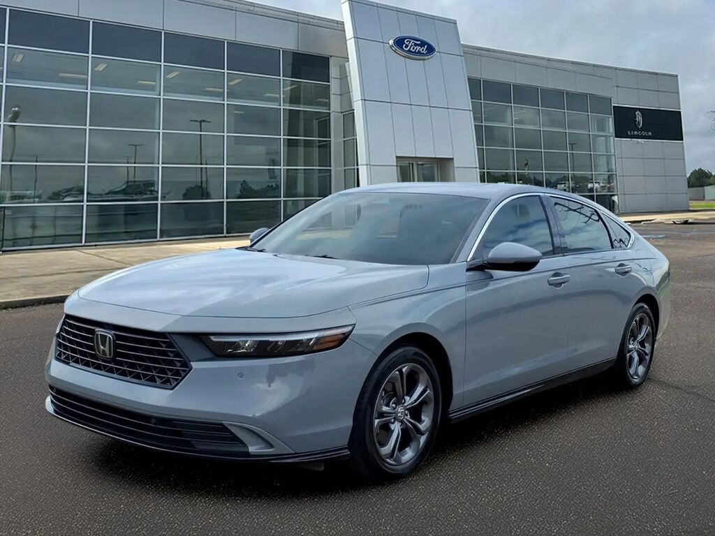 2024 Honda Accord Hybrid EX-L — photo 1 of 13