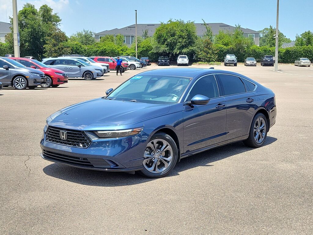 2025 Honda Accord Hybrid EX-L — photo 1 of 7