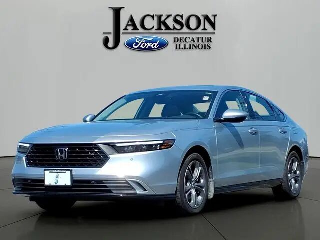2025 Honda Accord Hybrid EX-L — photo 1 of 12
