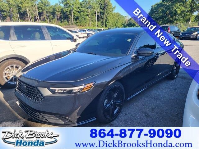 2023 Honda Accord Hybrid Sport-L — photo 1 of 10