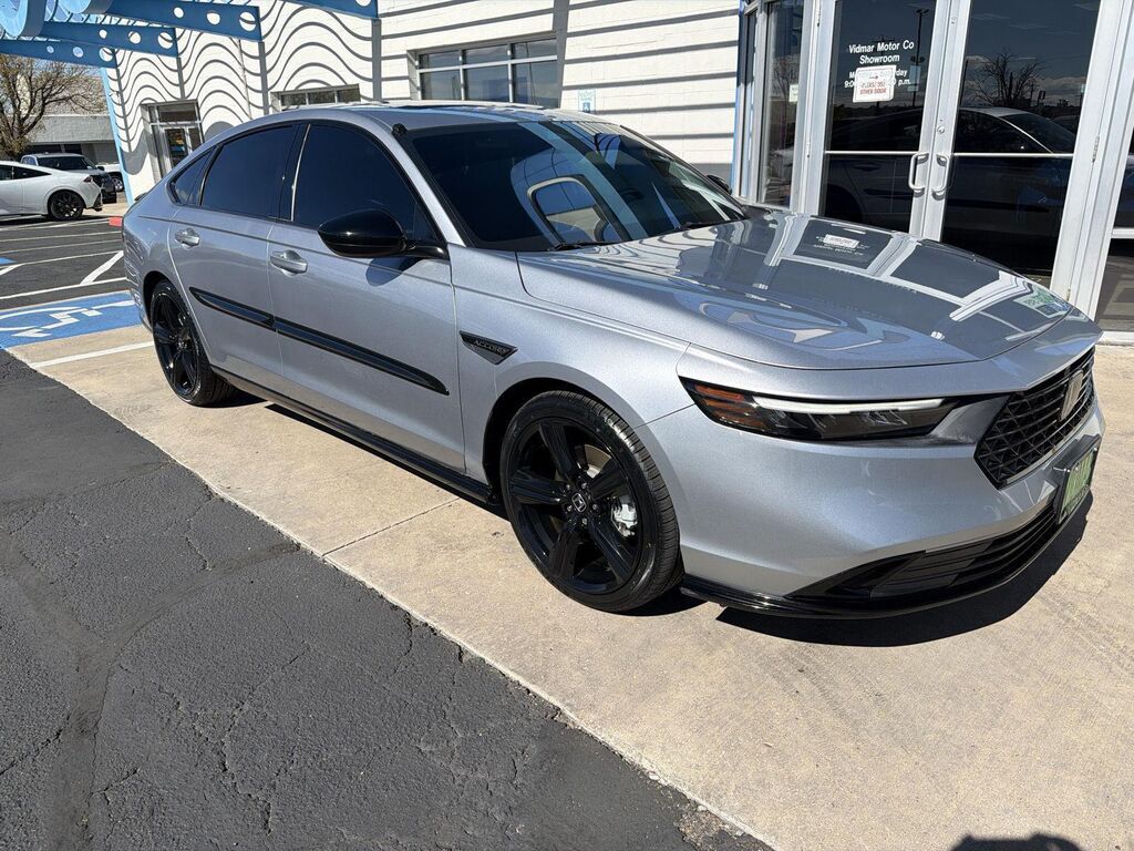 2023 Honda Accord Hybrid Sport-L — photo 1 of 13