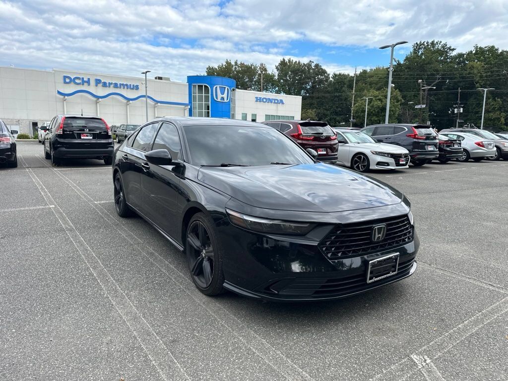 2025 Honda Accord Hybrid HYBRID SPORT-L — photo 1 of 7