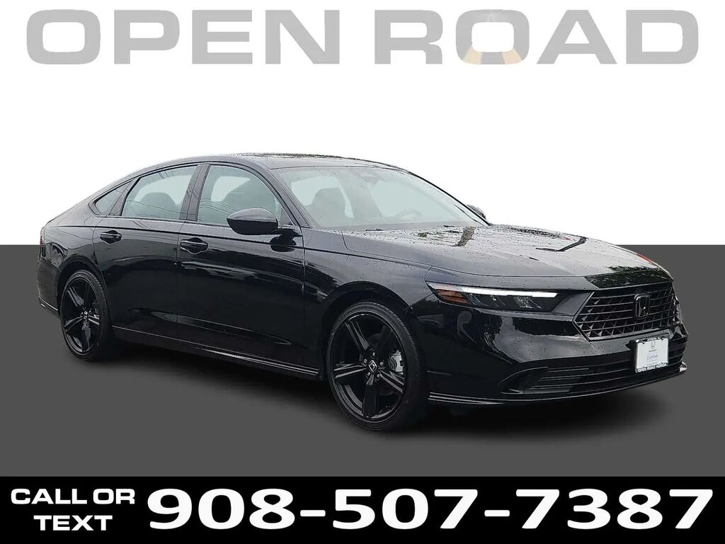 2023 Honda Accord Hybrid — photo 1 of 13