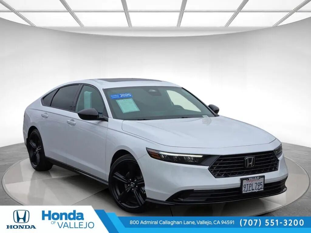 2025 Honda Accord Hybrid Sport-L — photo 1 of 13