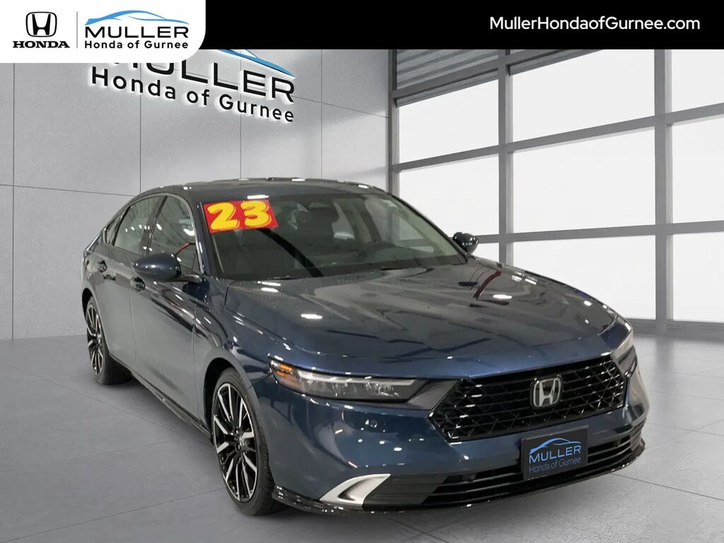 2023 Honda Accord Hybrid Touring — photo 1 of 13