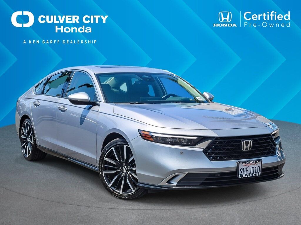 2023 Honda Accord Hybrid Touring — photo 1 of 1