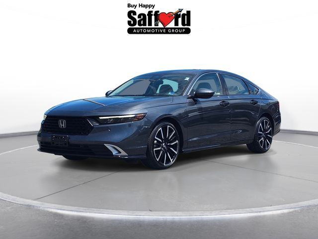 2024 Honda Accord Hybrid Touring — photo 1 of 13